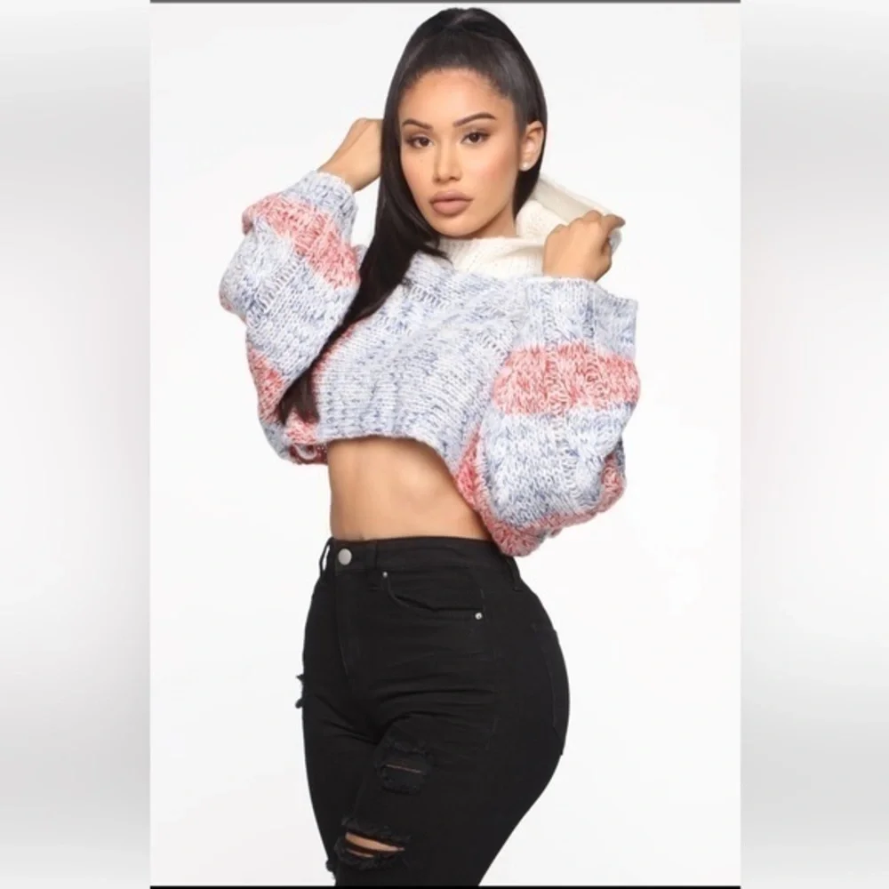 NWT Beuhla Style Lounge‎ Around Cropped Sweater - Blue/combo Multi One size - Picture 3 of 9